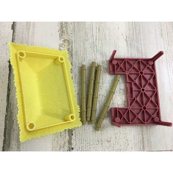 Bluey Figure Toy Pool Deck Gazebo Poles Replacement for Pool Time Playset - Picture 6 of 7